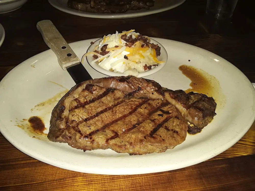 Ribeye with Mashed Potatoes